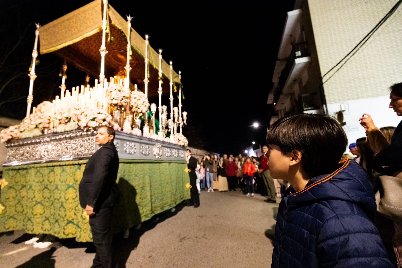 Martes Santo en Villanueva de Córdoba: La procesión del Amarrado y la Esperanza, en imágenes
