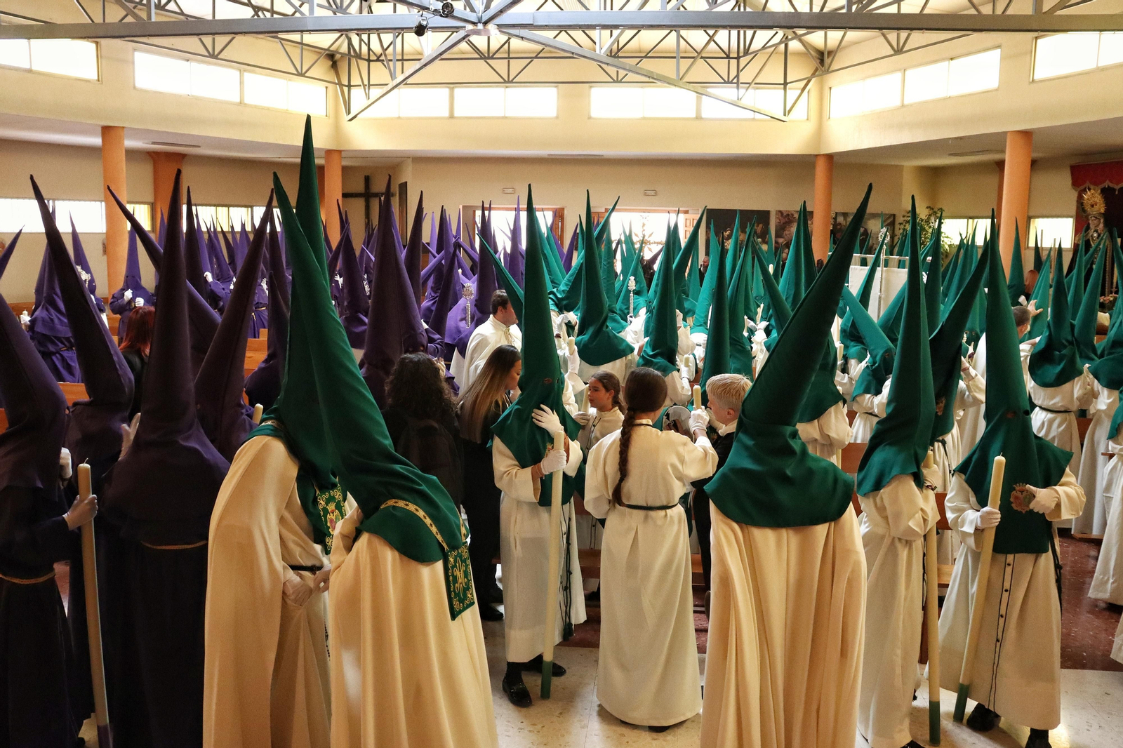 Nueva Esperanza en el Martes Santo de Málaga, en fotos