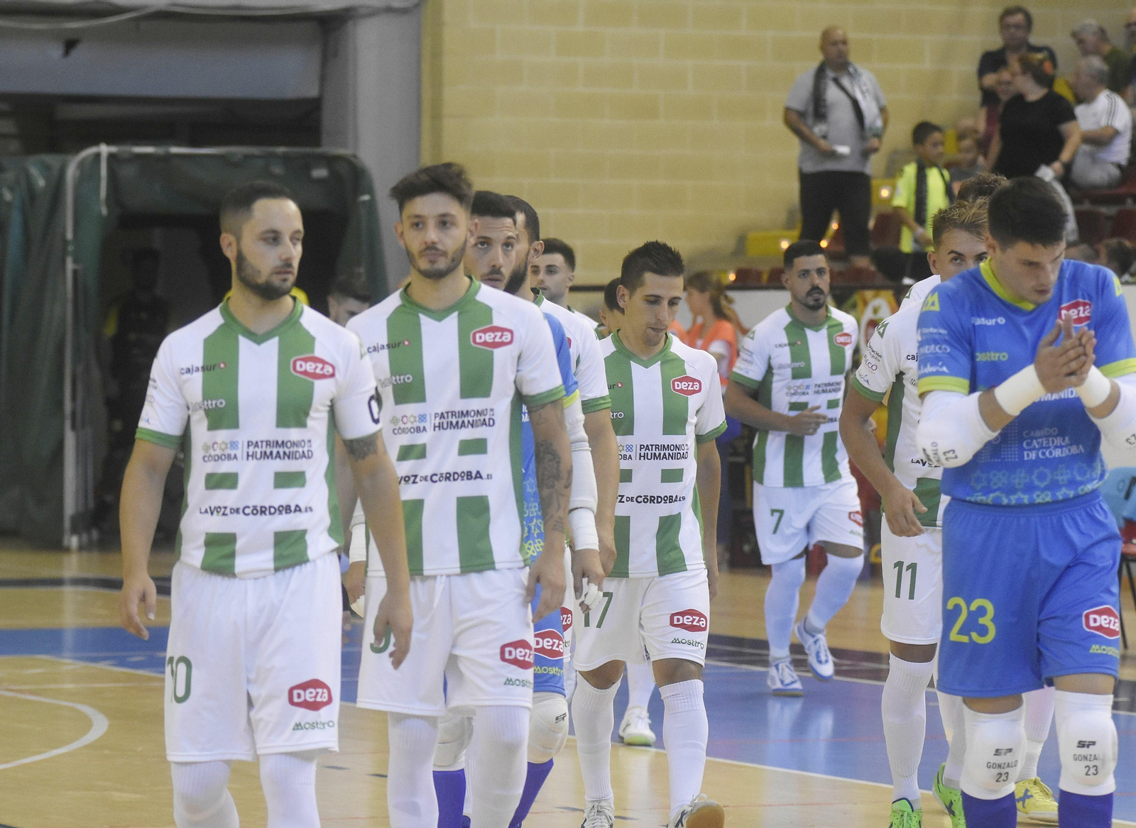 Las imágenes de la presentación del Córdoba Patrimonio de la Humanidad ante el Jaén Paraíso Interior