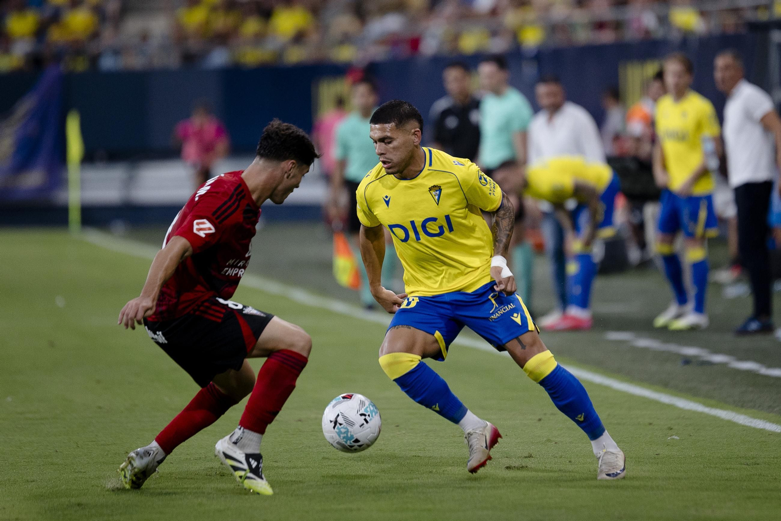 Búscate en las imágenes del primer partido del Cádiz CF- Mirandés