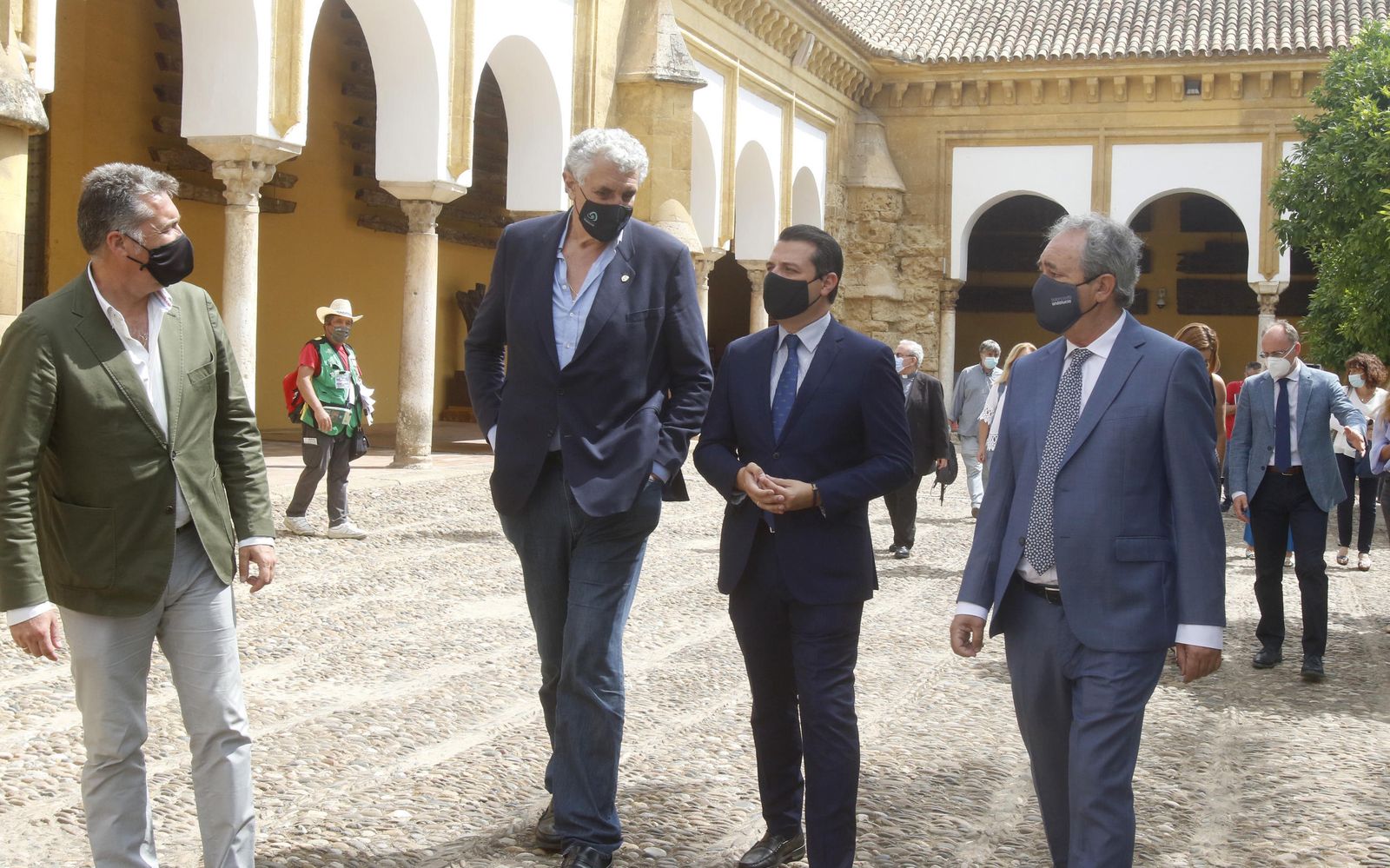 La presentación del torneo internacional de baloncesto femenino de Córdoba, en imágenes