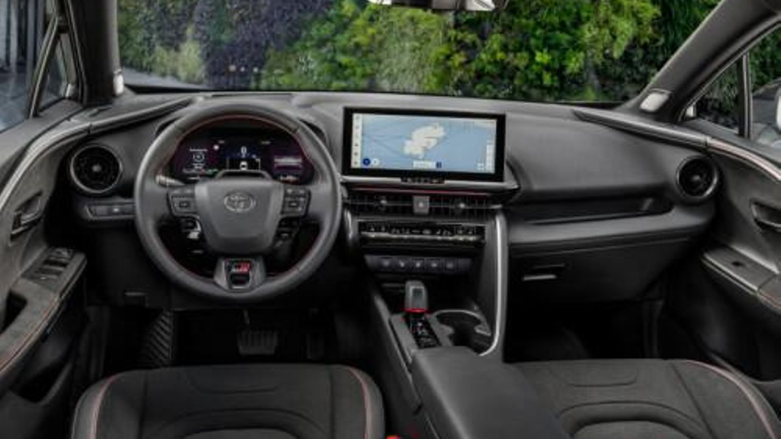 En el momento del lanzamiento, este SUV de Toyota PHEV tiene dos versiones especiales denominadas Premiere Edition.