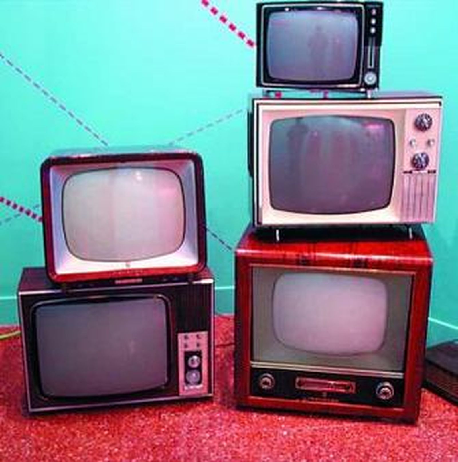 Evolución de los modelos de televisor según las últimas décadas.