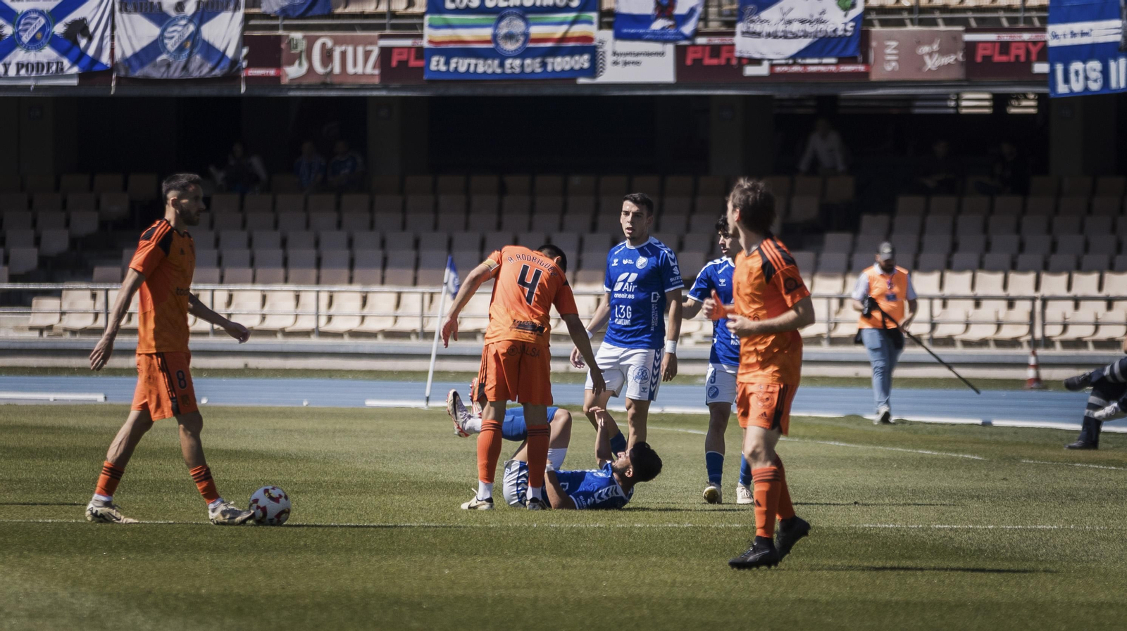 Las imágenes del derbi entre Xerez DFC y Xerez CD en Chapín