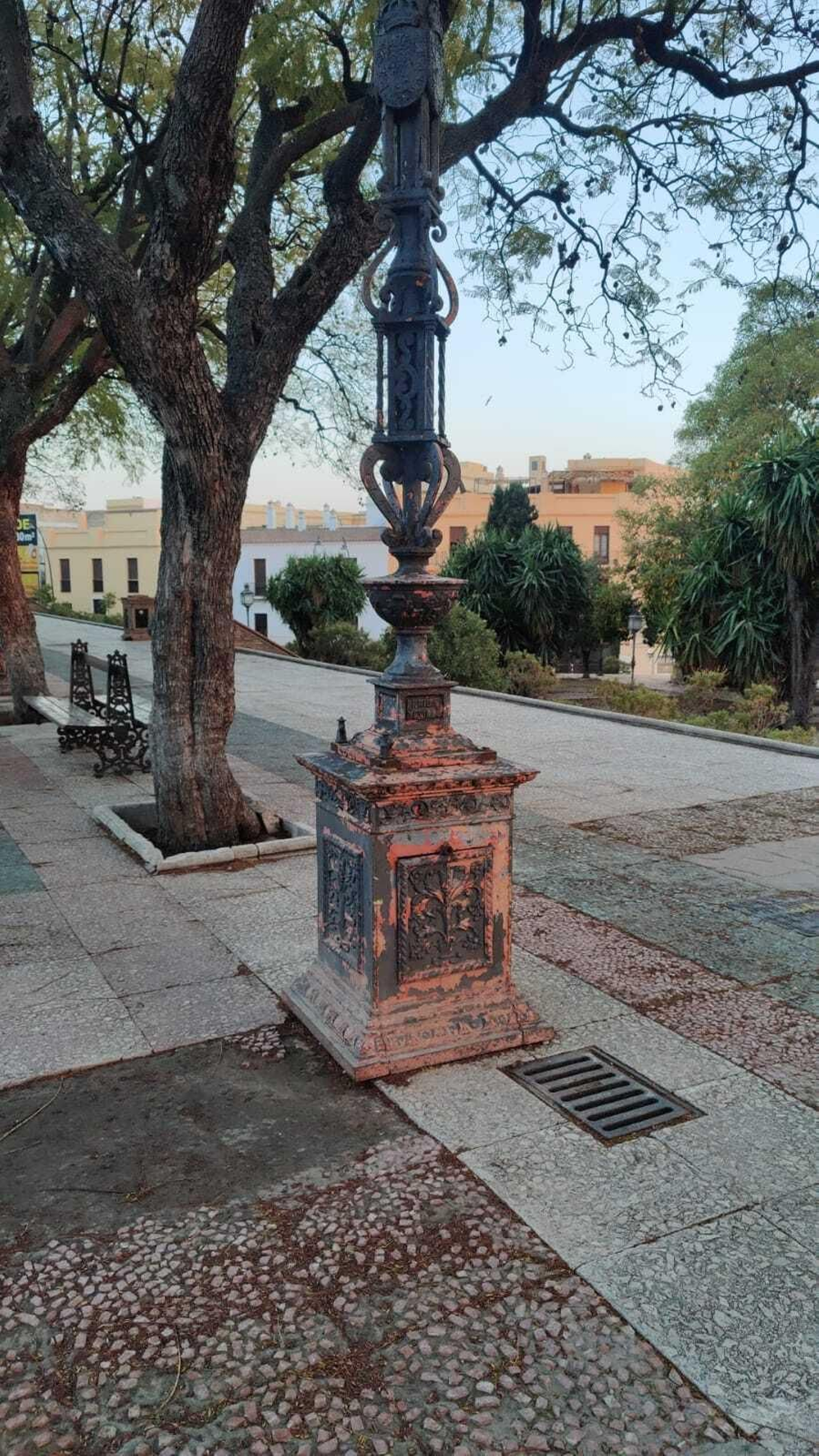 Quejas por el estado de abandono de la Alameda Vieja