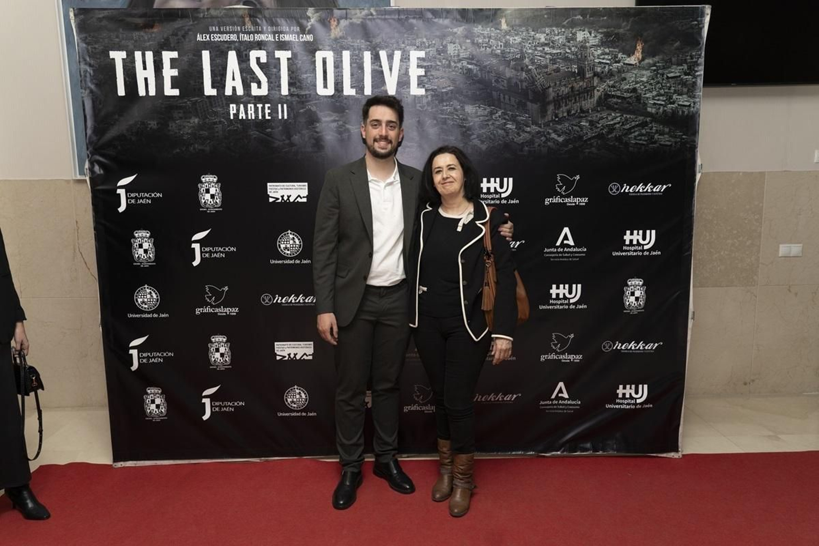 Imágenes de una noche para el recuerdo: así fue la premier de The Last Olive