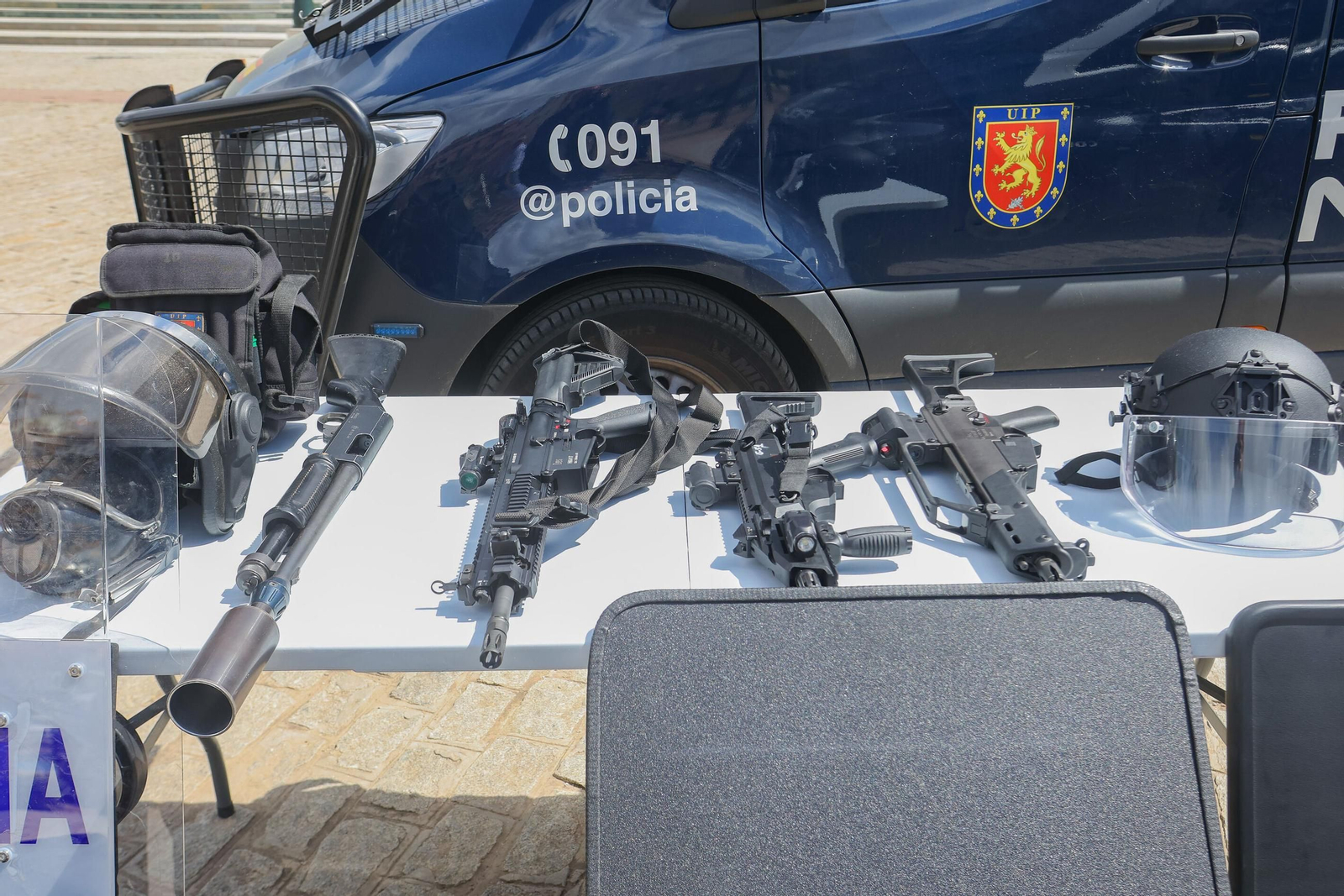 Así es el dispsitivo de seguridad de Policía Nacional para el Foro por el Mediterráneo que se celebra en Granada