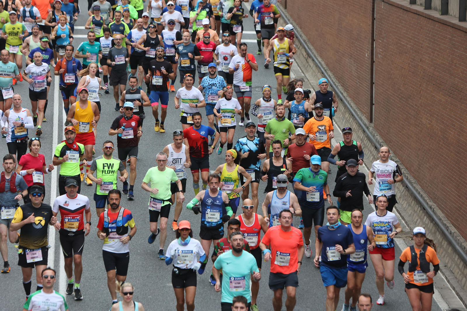 Búscate en la maratón de Sevilla 08