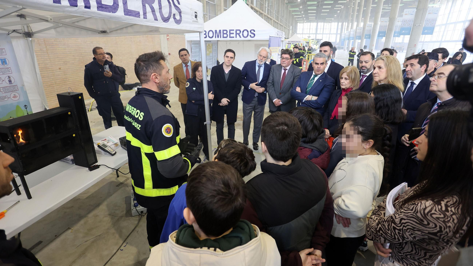 La Infanta Elena y la Alcaldesa de Jerez en la Inauguración de la XX Semana de la Prevención de Incendios Mapfre 2025 en Jerez