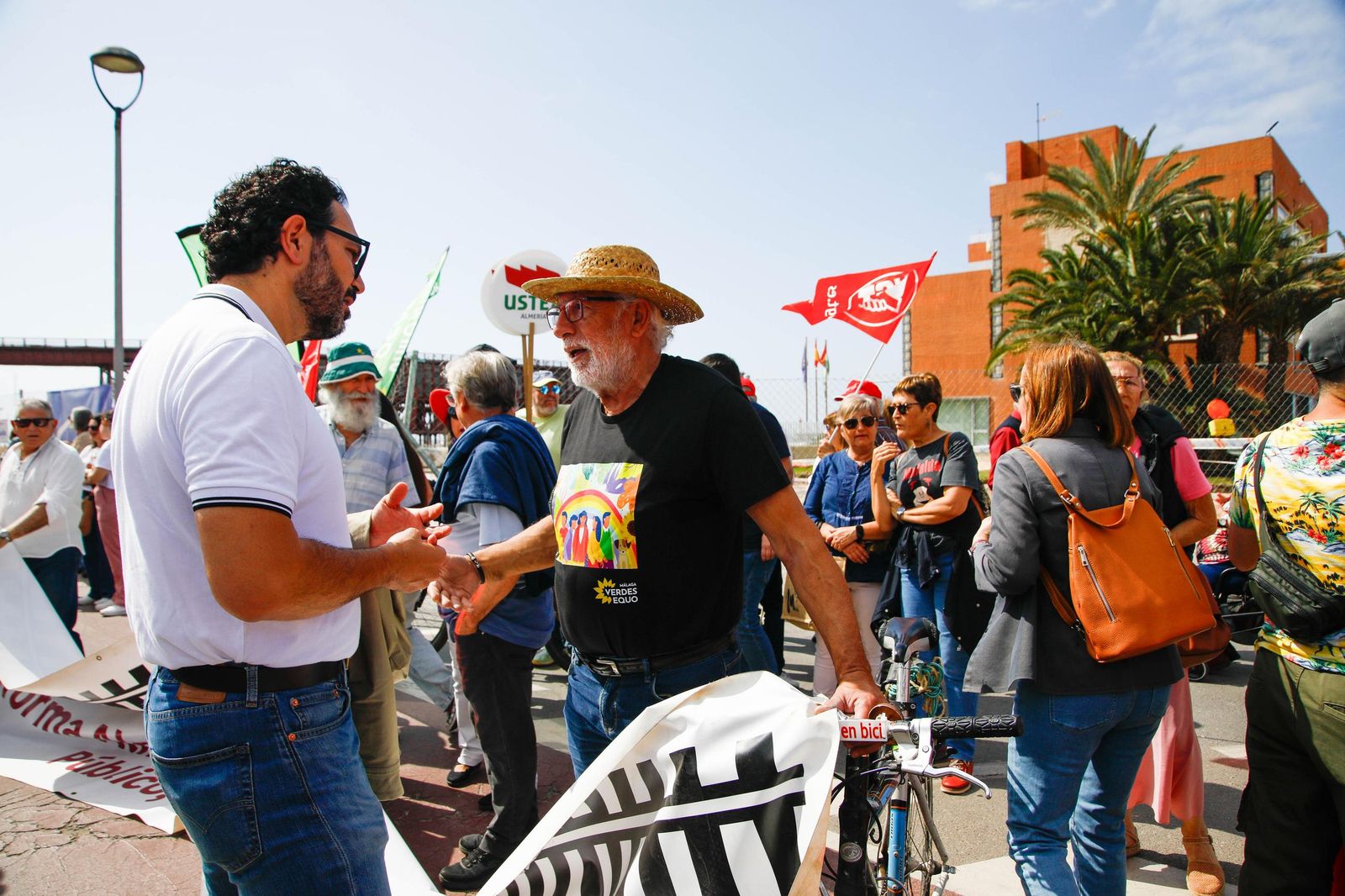 Las imágenes de la manifestaciones del 1 mayo en Almería, Día del Trabajador
