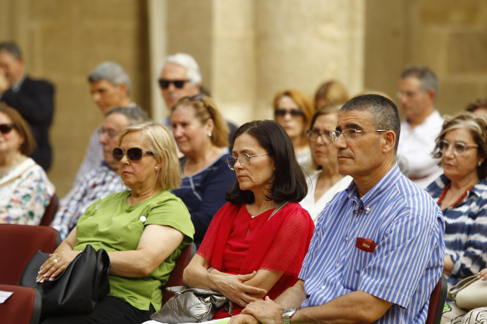 El escritor Jesús Sánchez Adalid, protagonista de Diario de los Libros, en la Catedral de Almería