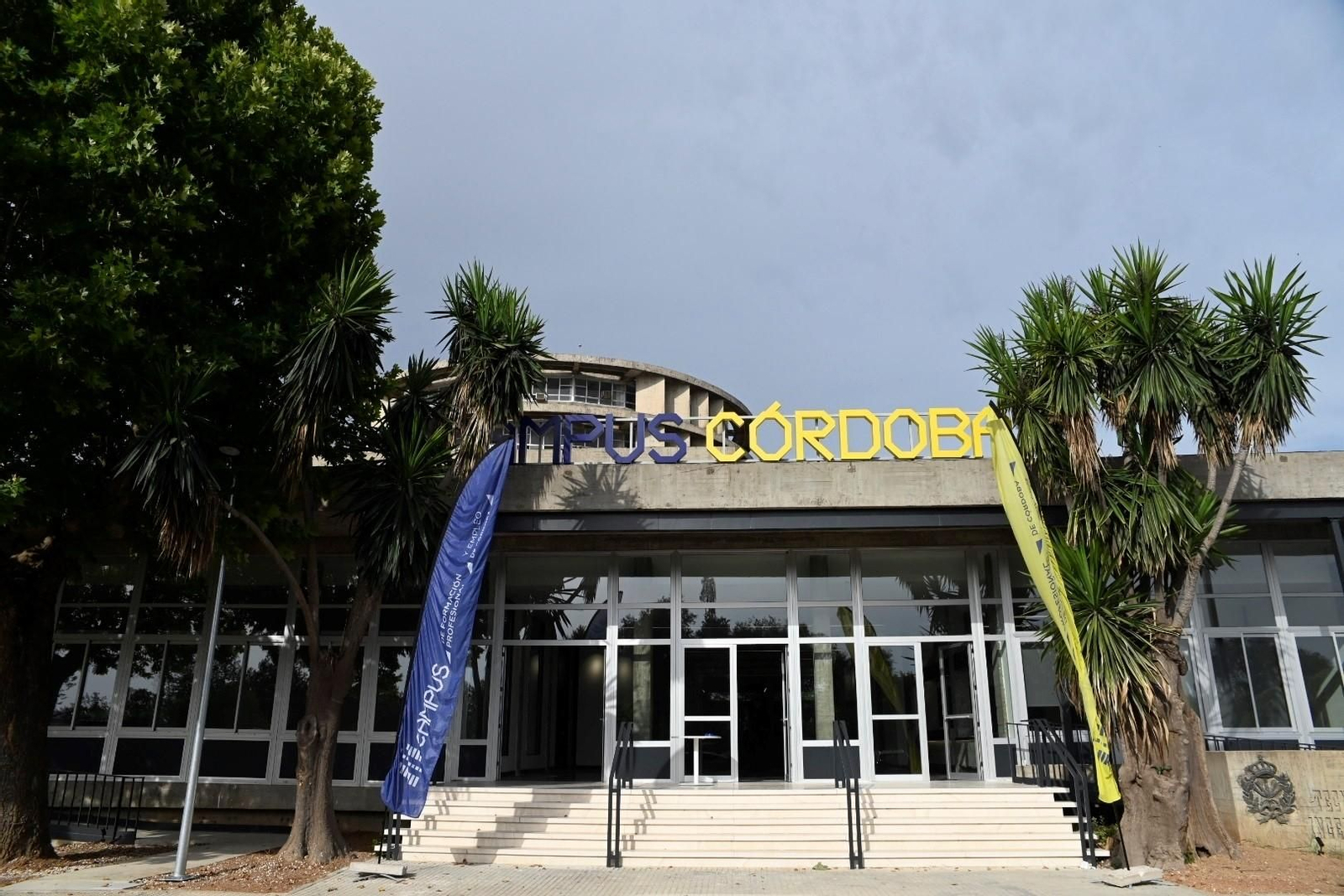 Entrada principal al Campus de FP y Empleo de Córdoba.