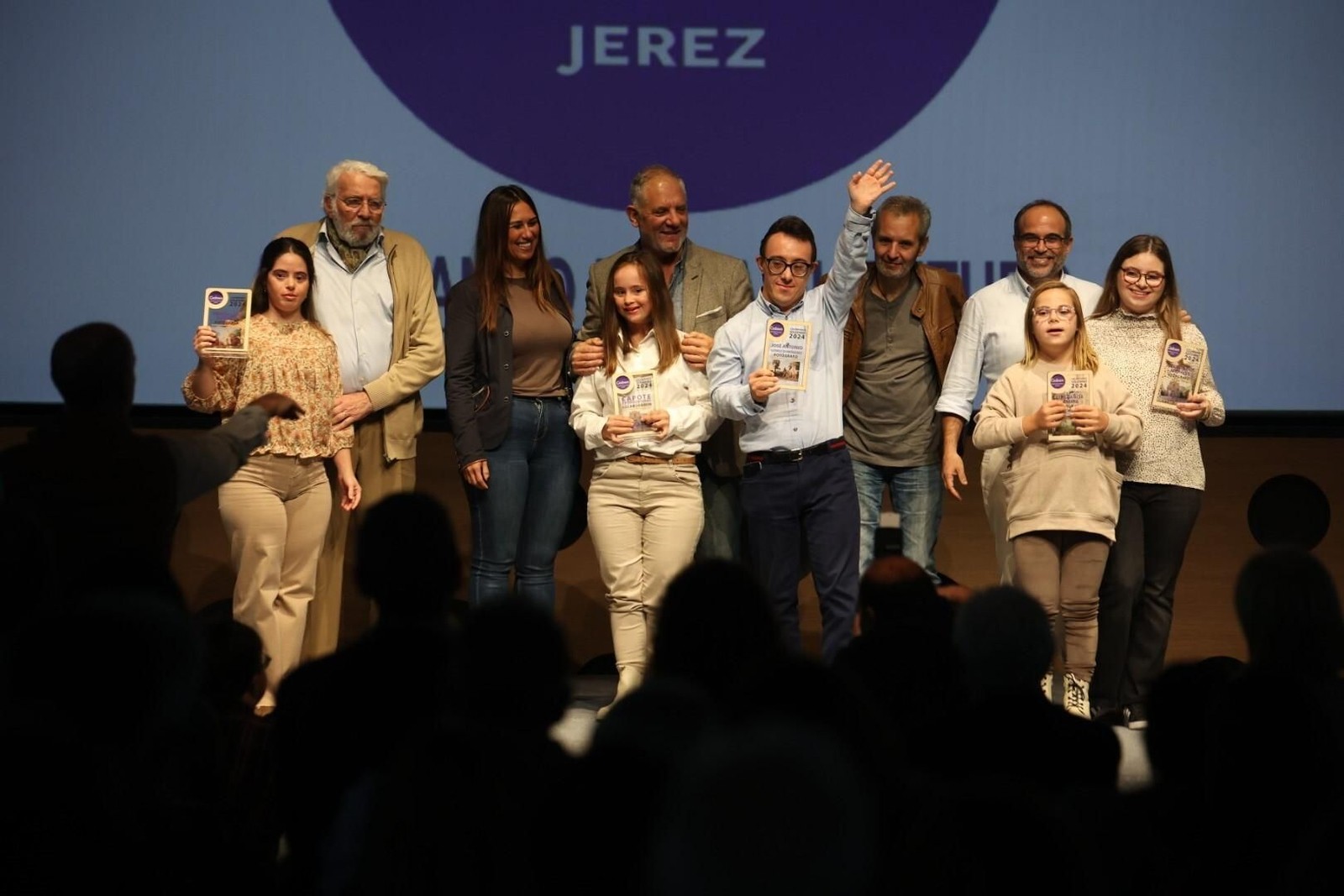 Presentación del calendario solidario de Cedown 2024