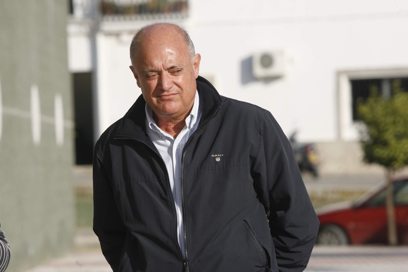 Juan España, en su etapa al frente del CB Los Barrios Juan España, en su etapa al frente del CB Los Barrios