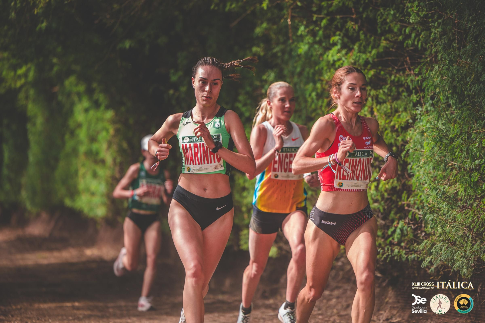 Búscate en las fotos del Cross de Itálica 2025 | 11