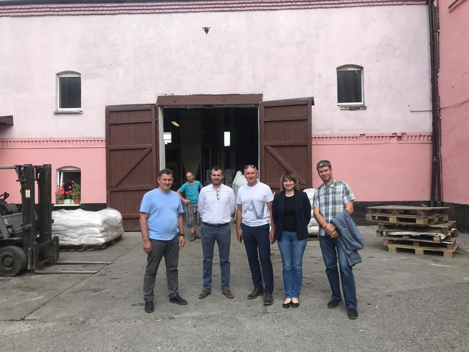 De izquierda a derecha: Alexander Popov, Joaquín Pozo-Dengra, Eduard Krasnobaev (Director de ZKZ), Olga Babich y Anatoliy Perevalov.