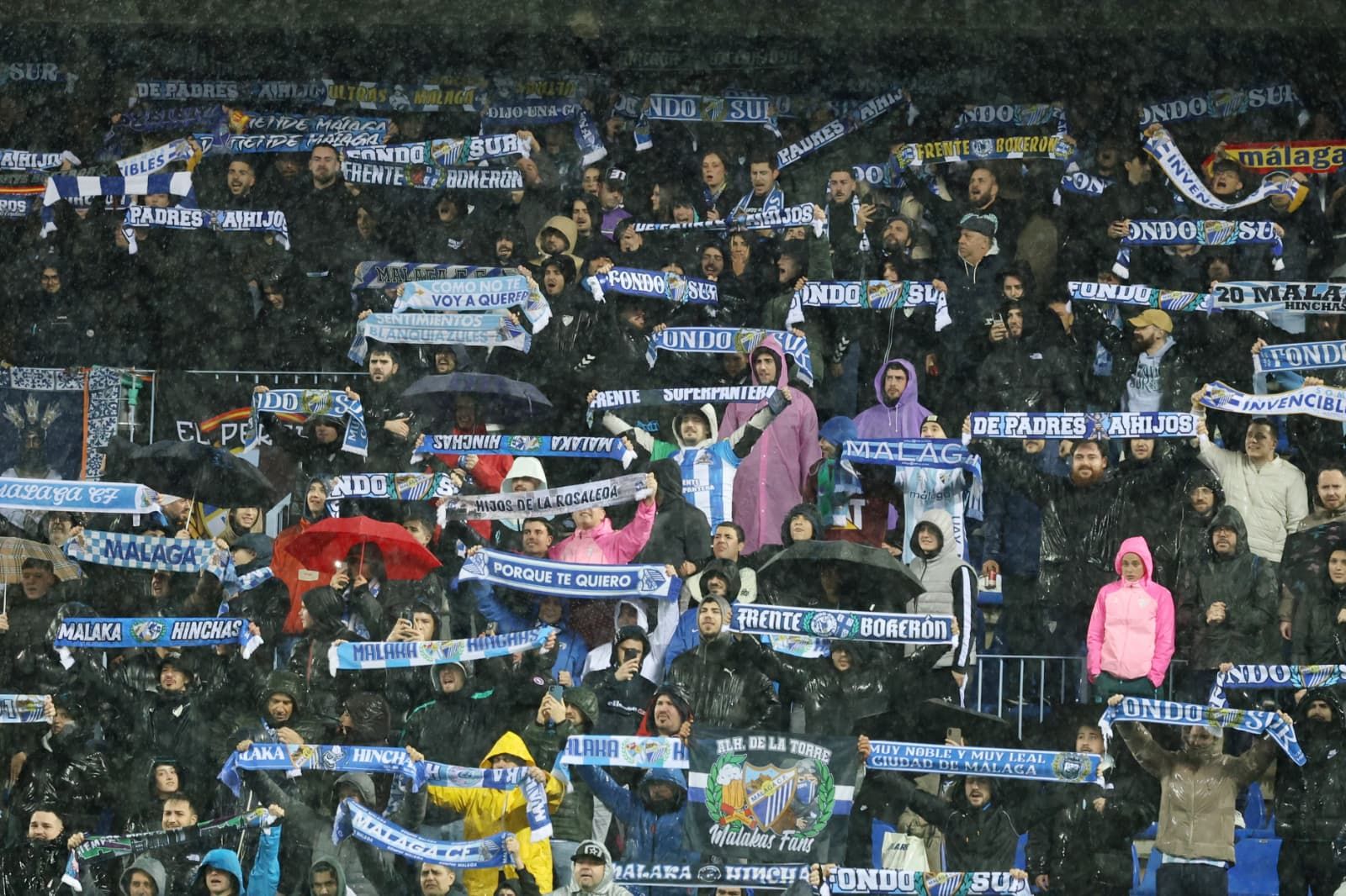 Búscate bajo la lluvia en el Málaga CF-Burgos