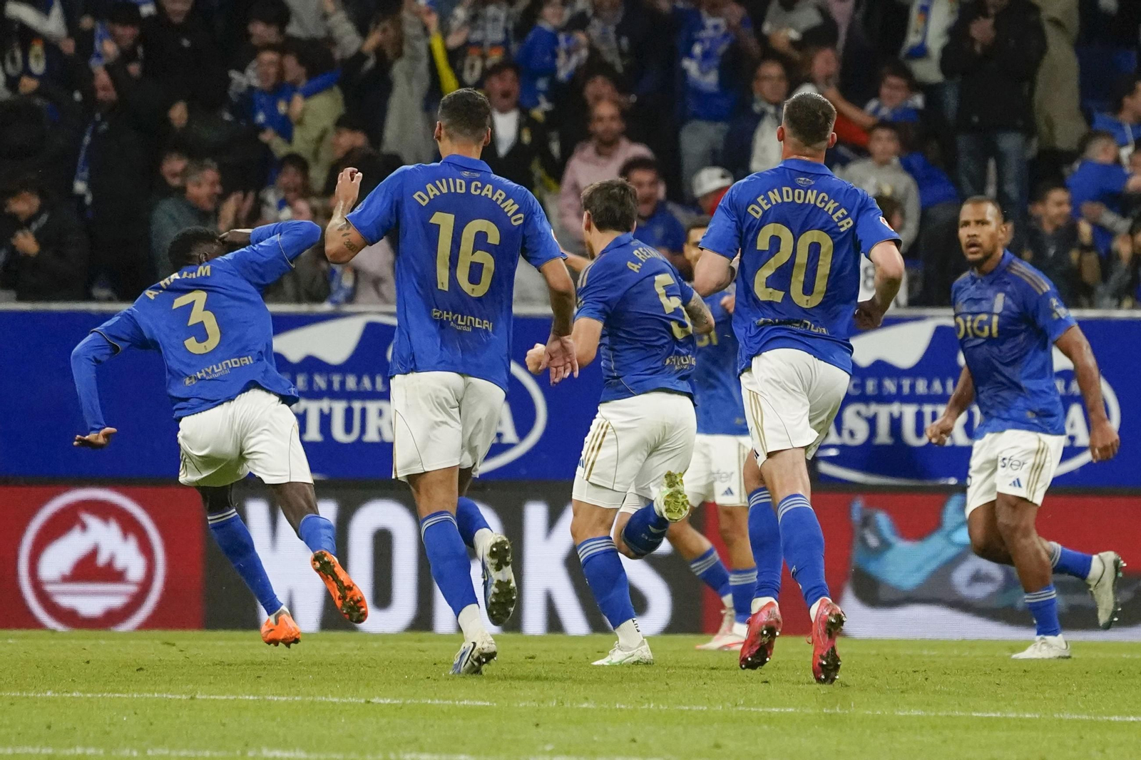 Las fotos del Oviedo-Barcelona