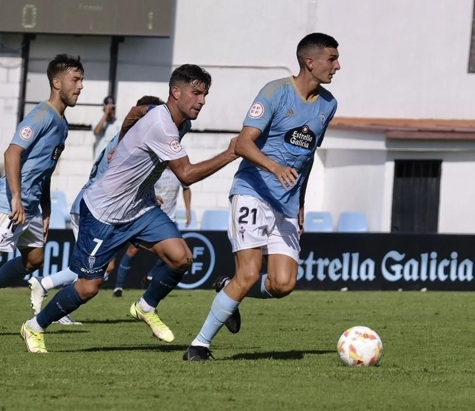 Las imágenes del triunfo del Córdoba CF en su visita al Celta B