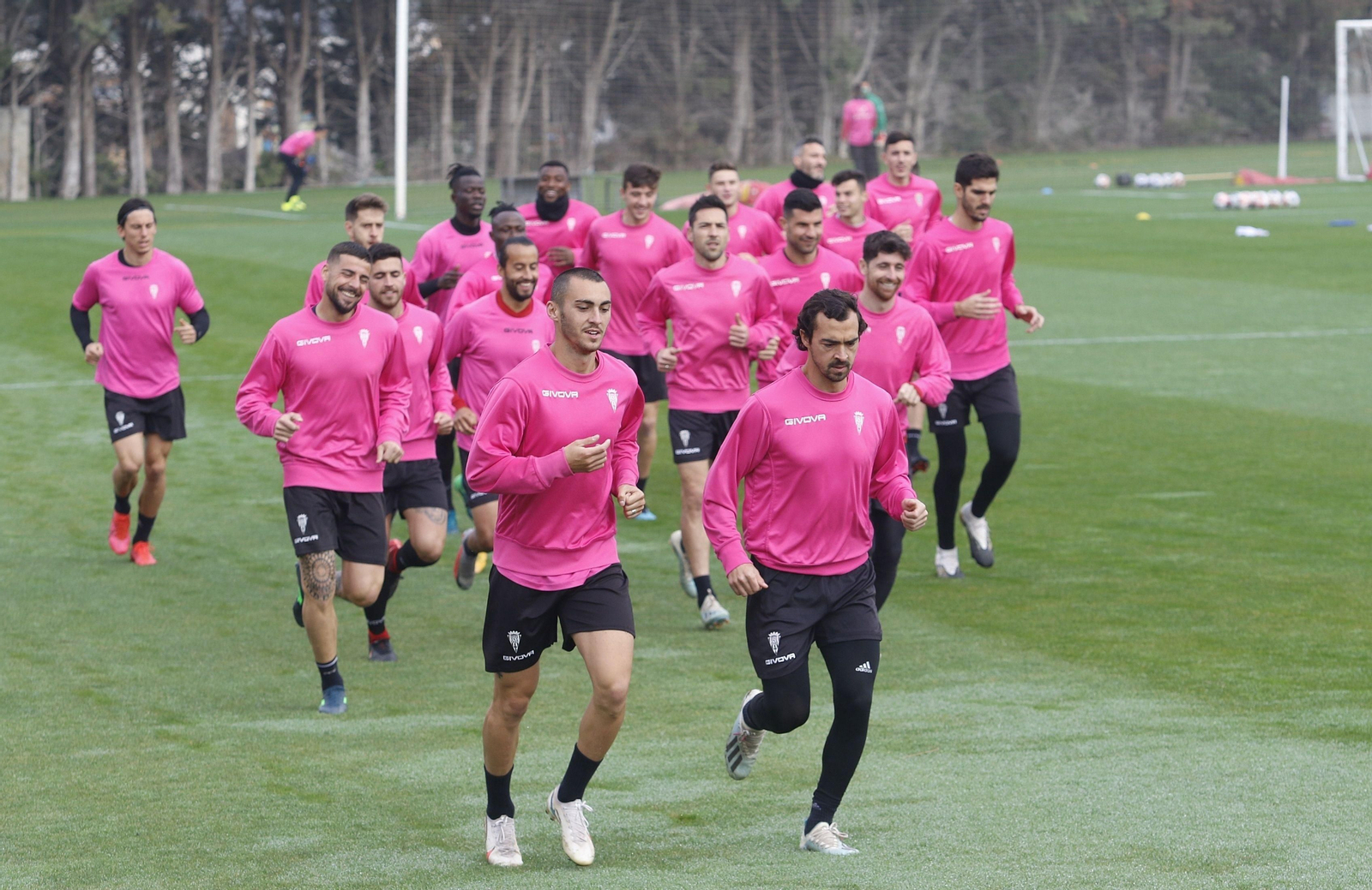 Fotografías: El Córdoba CF ya trabaja con los tres fichajes invernales en el grupo