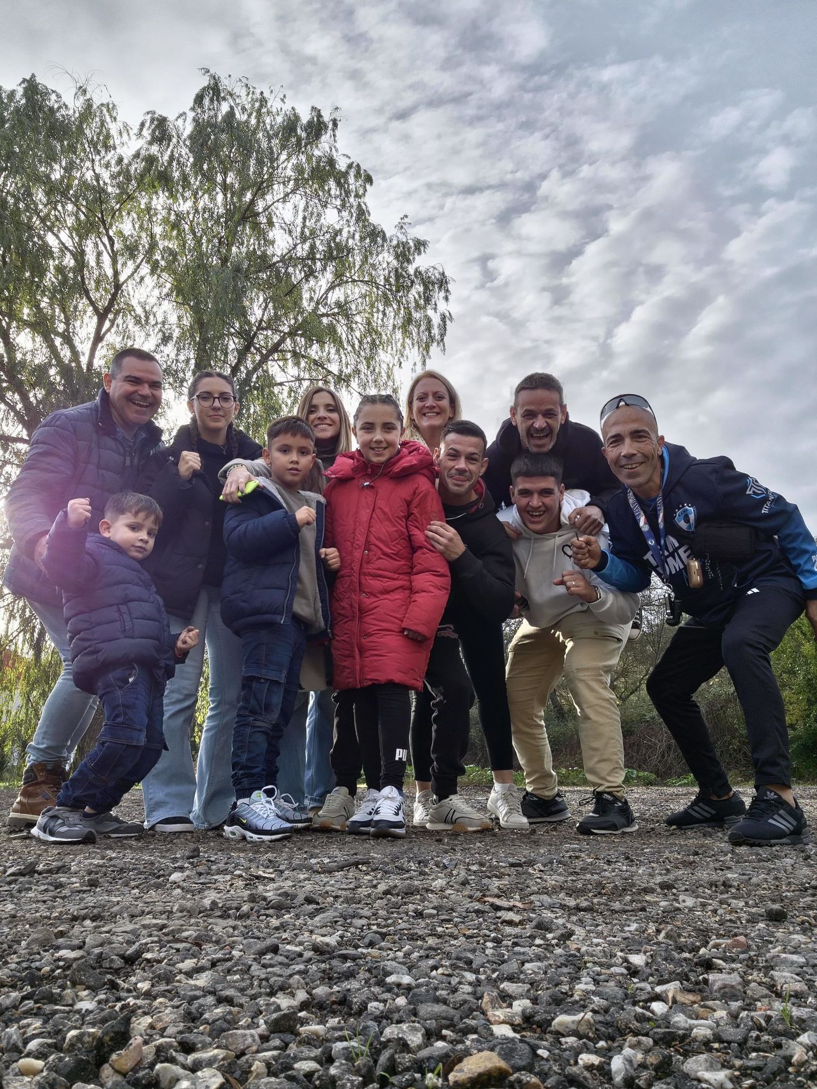 El equipo del Team Romero tras participar en el open.