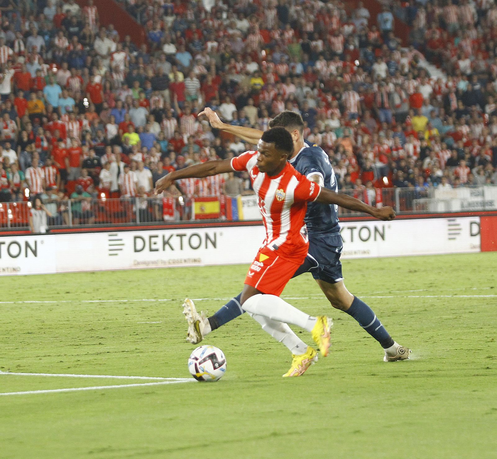 Imágenes del partido de fútbol U.D. Almería-Girona F.C.