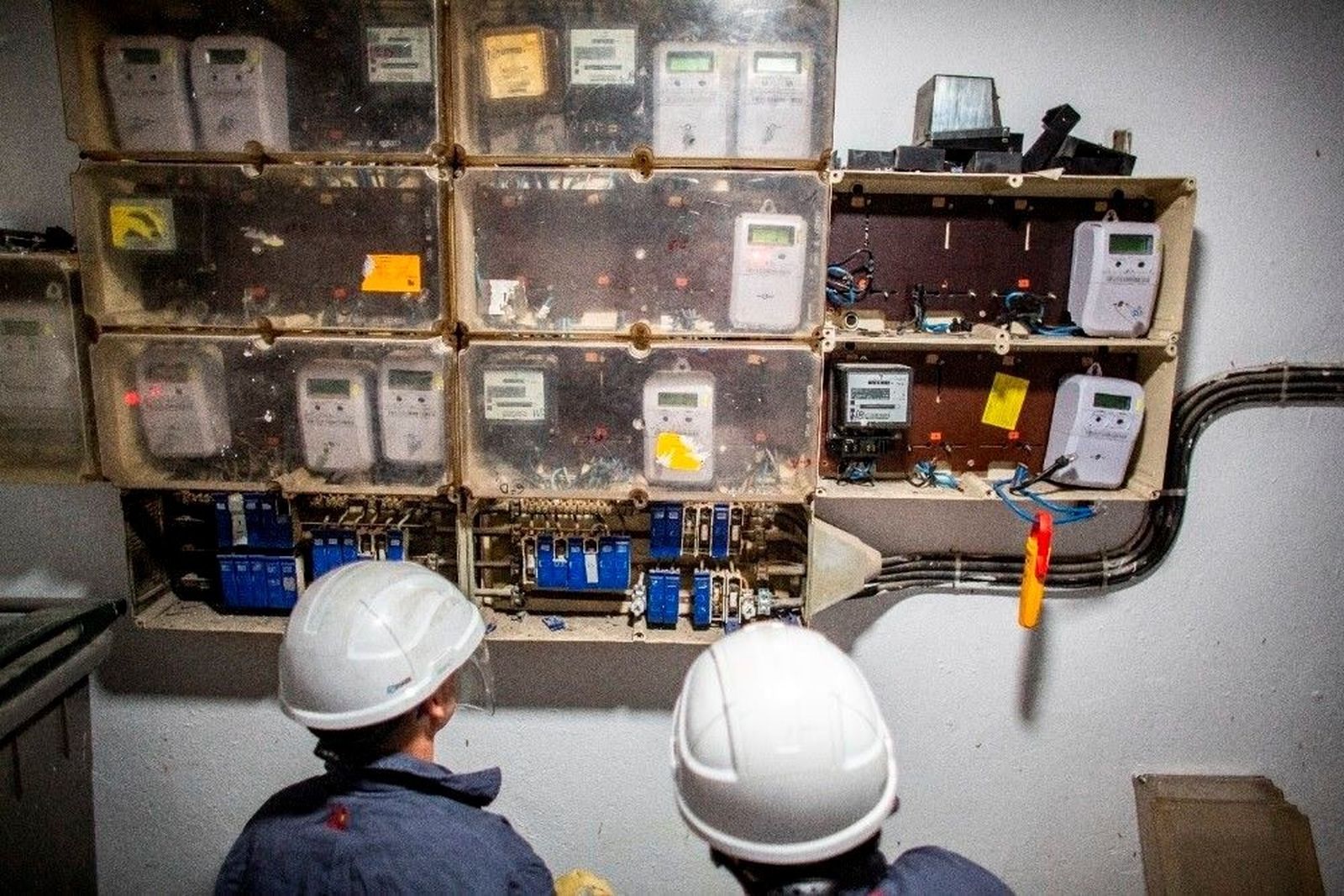 Endesa detecta un fraude eléctrico cada media hora en Sevilla