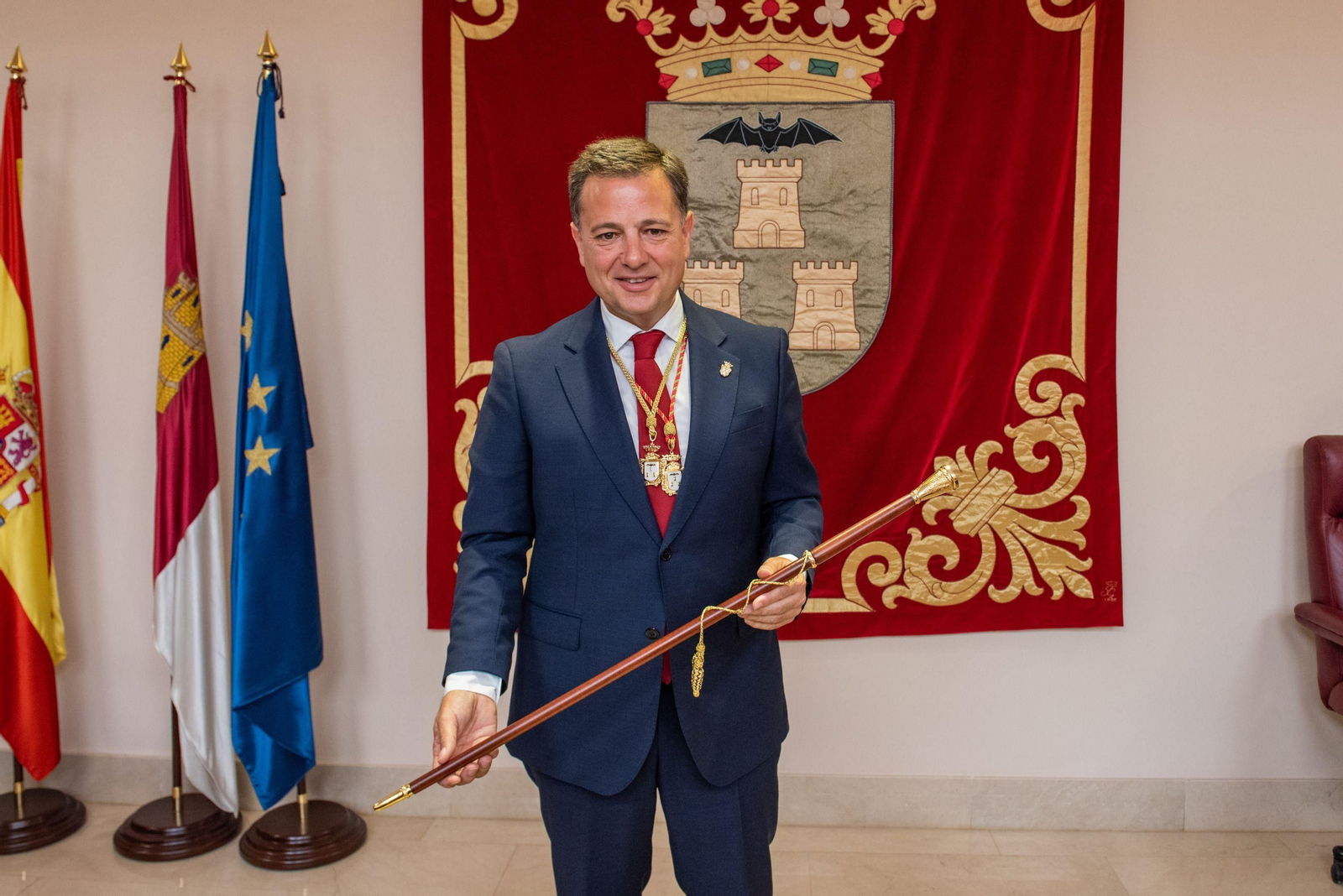 ALBACETE: Se ha proclamado a Manuel Serrano (PP) como líder de la lista más votada. Serrano, que gobernará en minoría, ya fue alcalde entre 2015 y 2019.