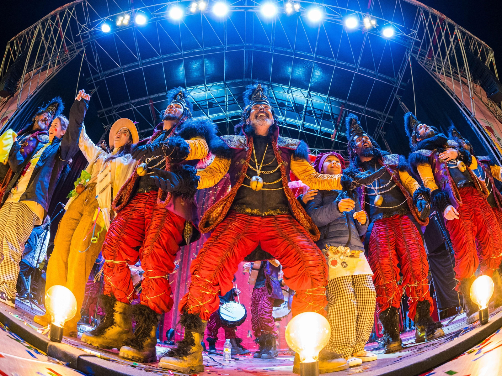 Gran Gala del Carnaval en San Fernando con el cuarteto del Gago y la comparsa de Martínez Ares