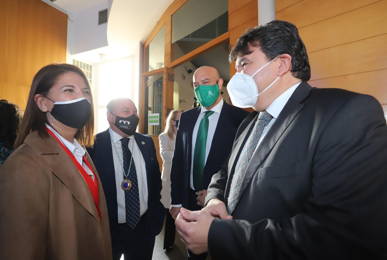 Imágenes del acto en la Universidad de Huelva del 33º aniversario del 3-M