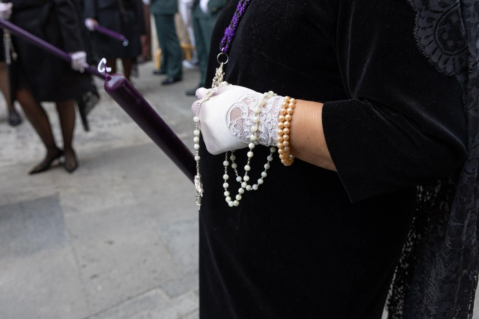 Las cofradías de la Vera Cruz, Expiración y Gran Poder lucen sus cortejos en la calle
