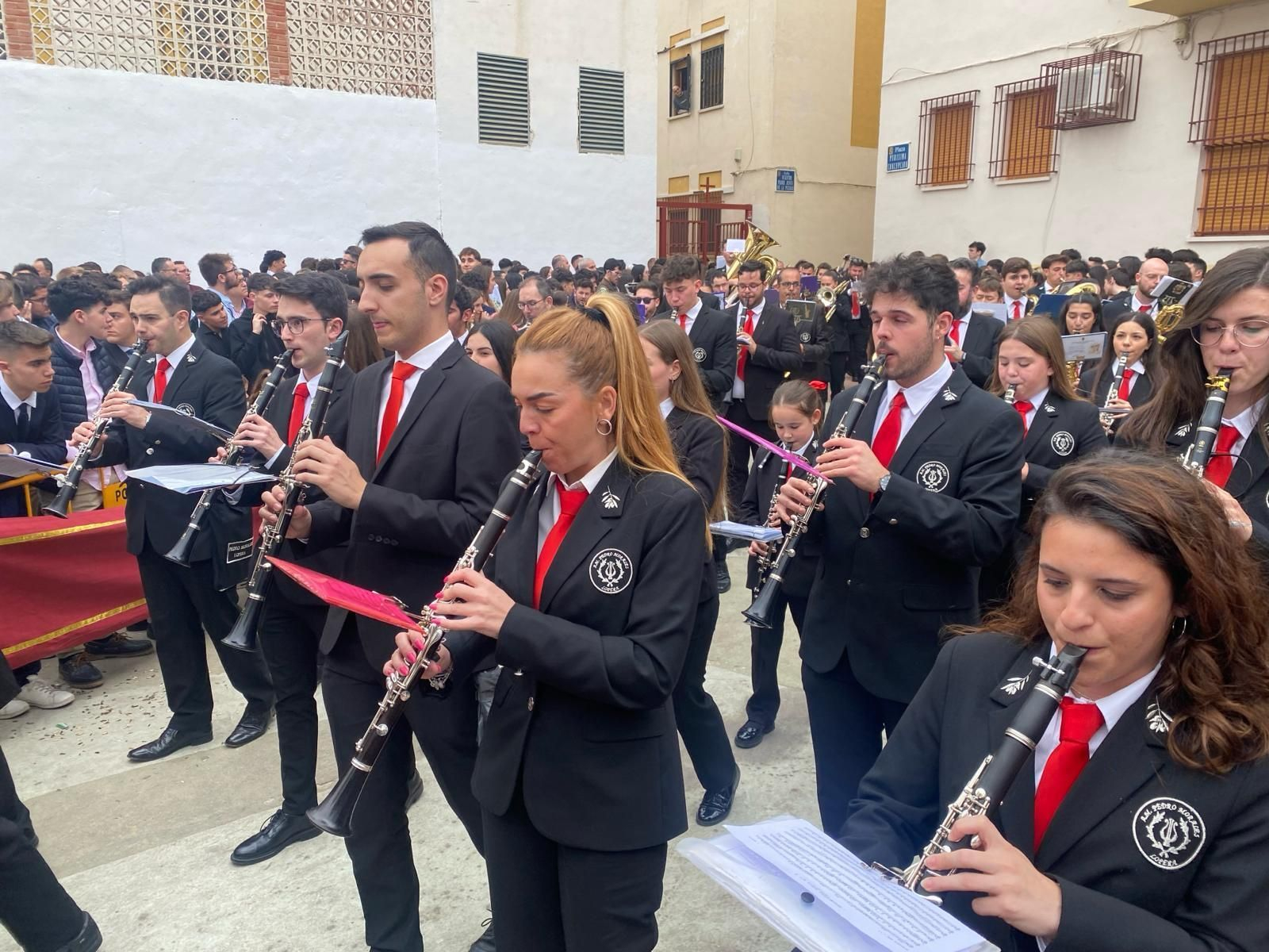 Tarde de Domingo de Ramos con cielos grises