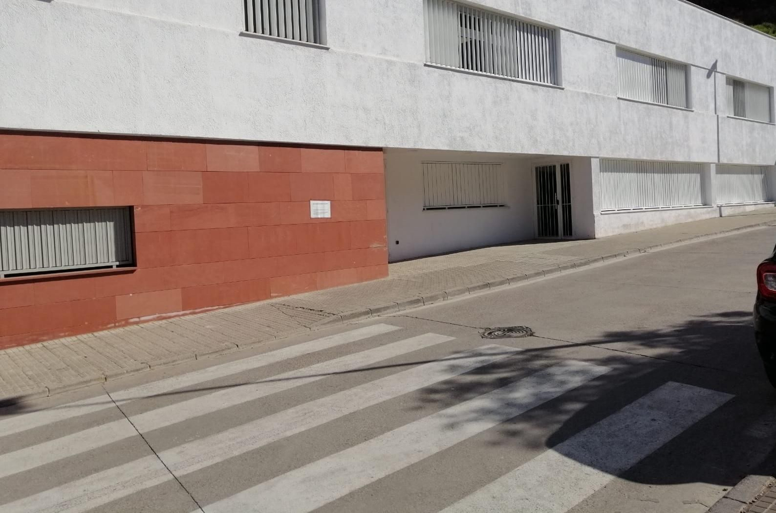 Paso de peatones del colegio del Rosario.