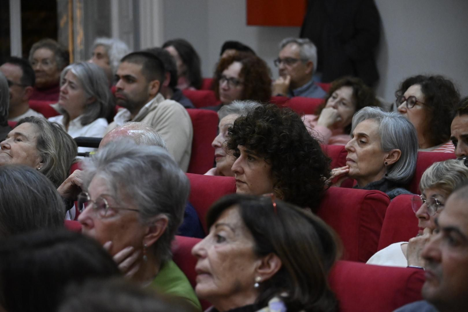 Imágenes del encuentro con el escritor Javier Cercas en Huelva