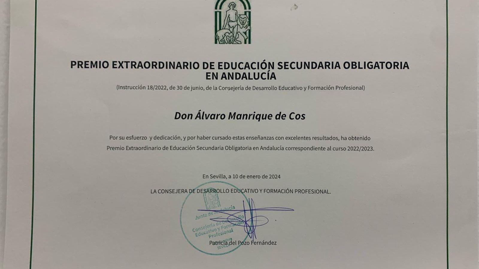 Imagen del reconocimiento al joven Álvaro Manrique.