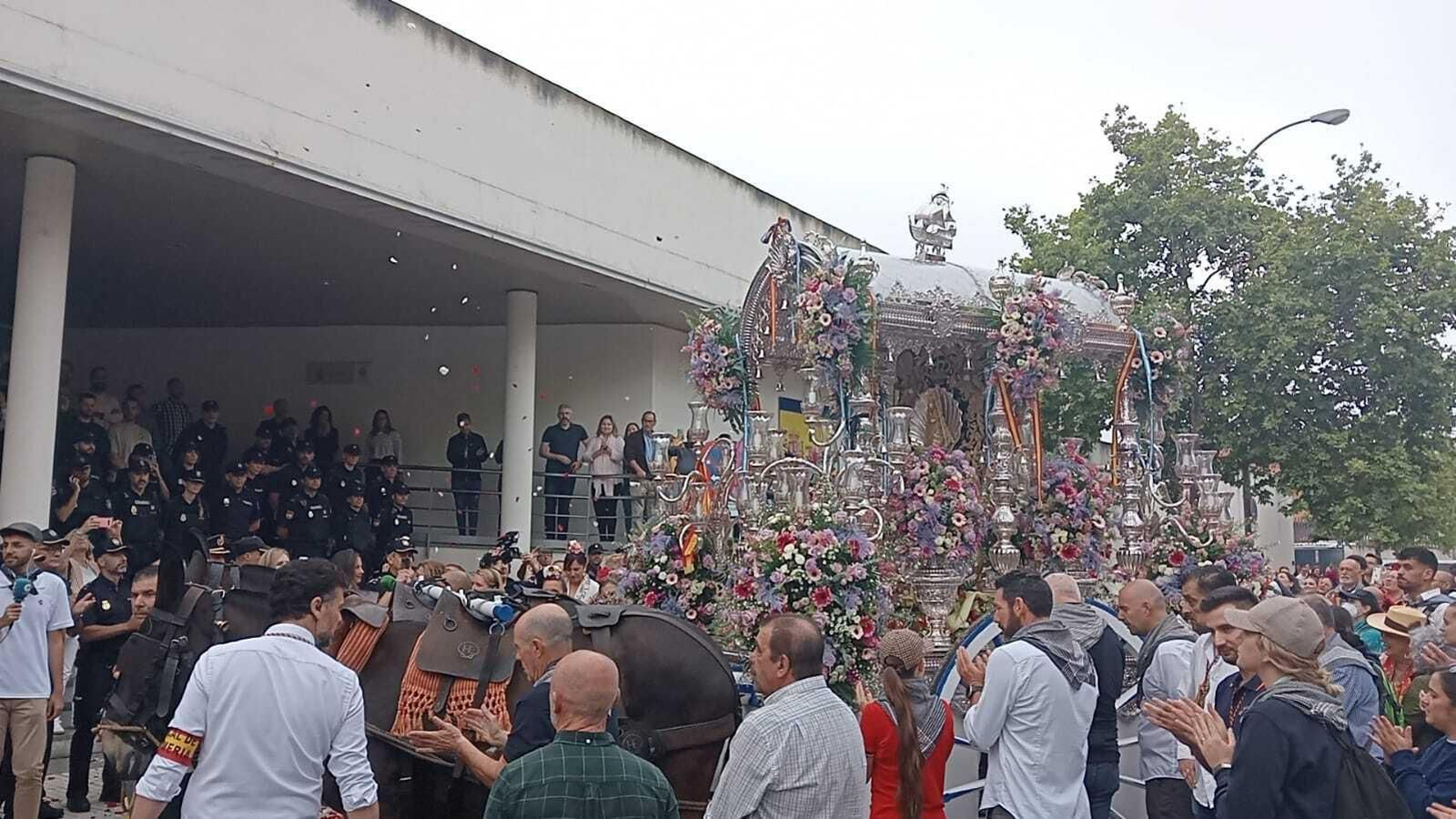 El Rocío 2023: las mejores imágenes del inicio de salida de Emigrantes