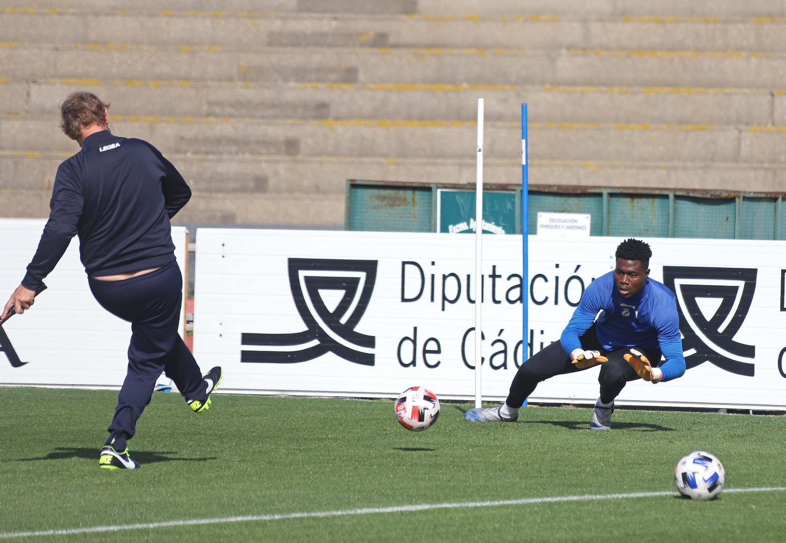 El meta liberiano Ashley Williams, que volverá a disfrutar de la titularidad