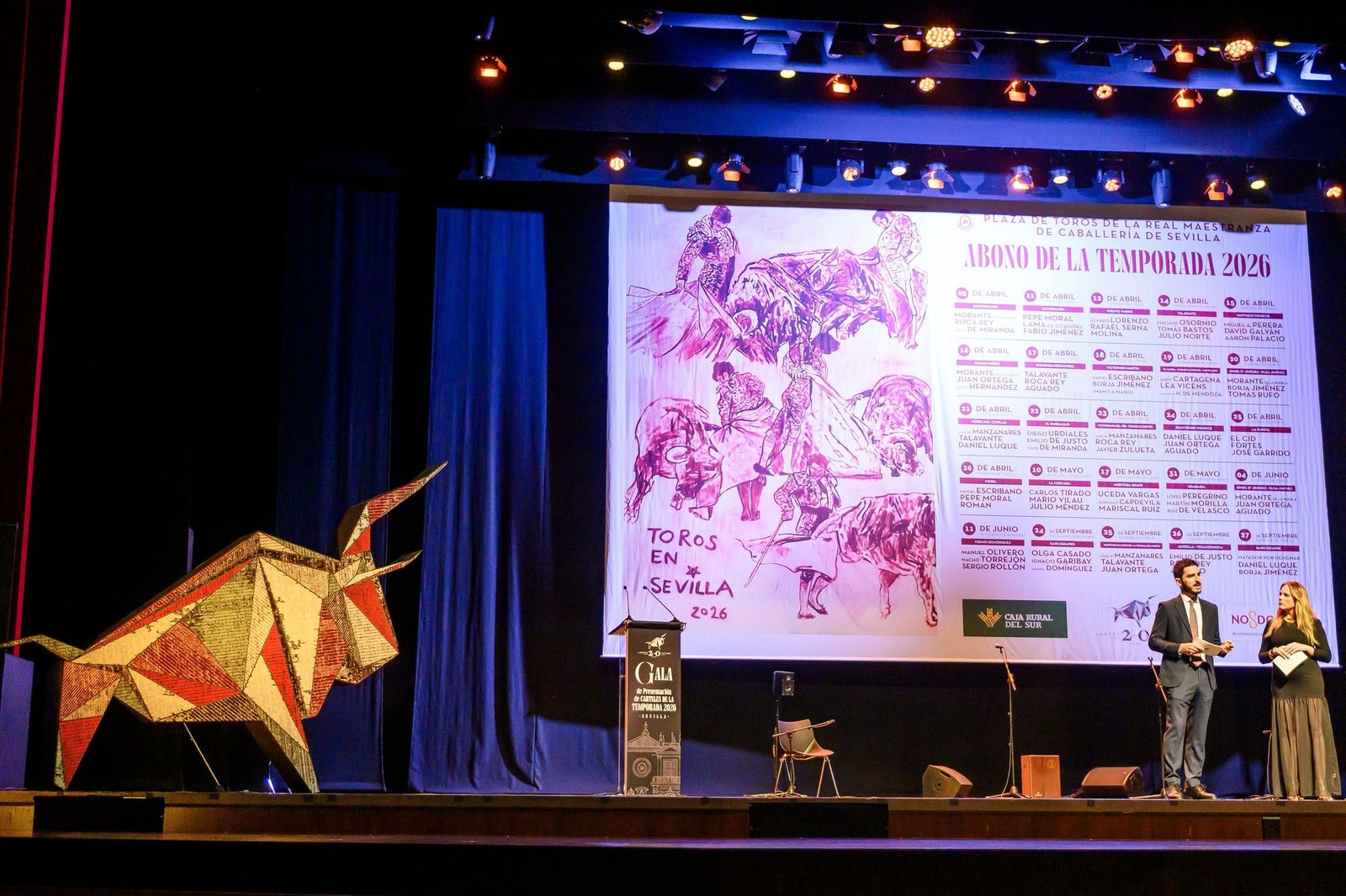 El Cartuja Center acogió la gala de presentación de los primeros carteles preparados por Lances de Futuro.