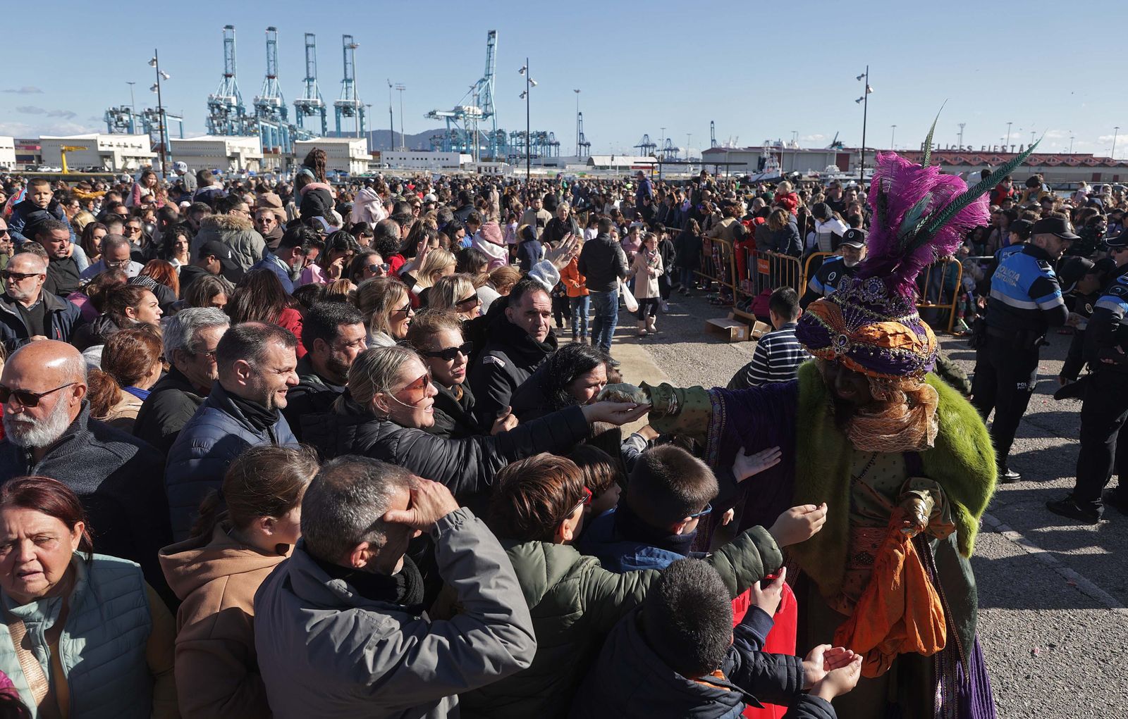 Fotos del arrastre de latas en Algeciras