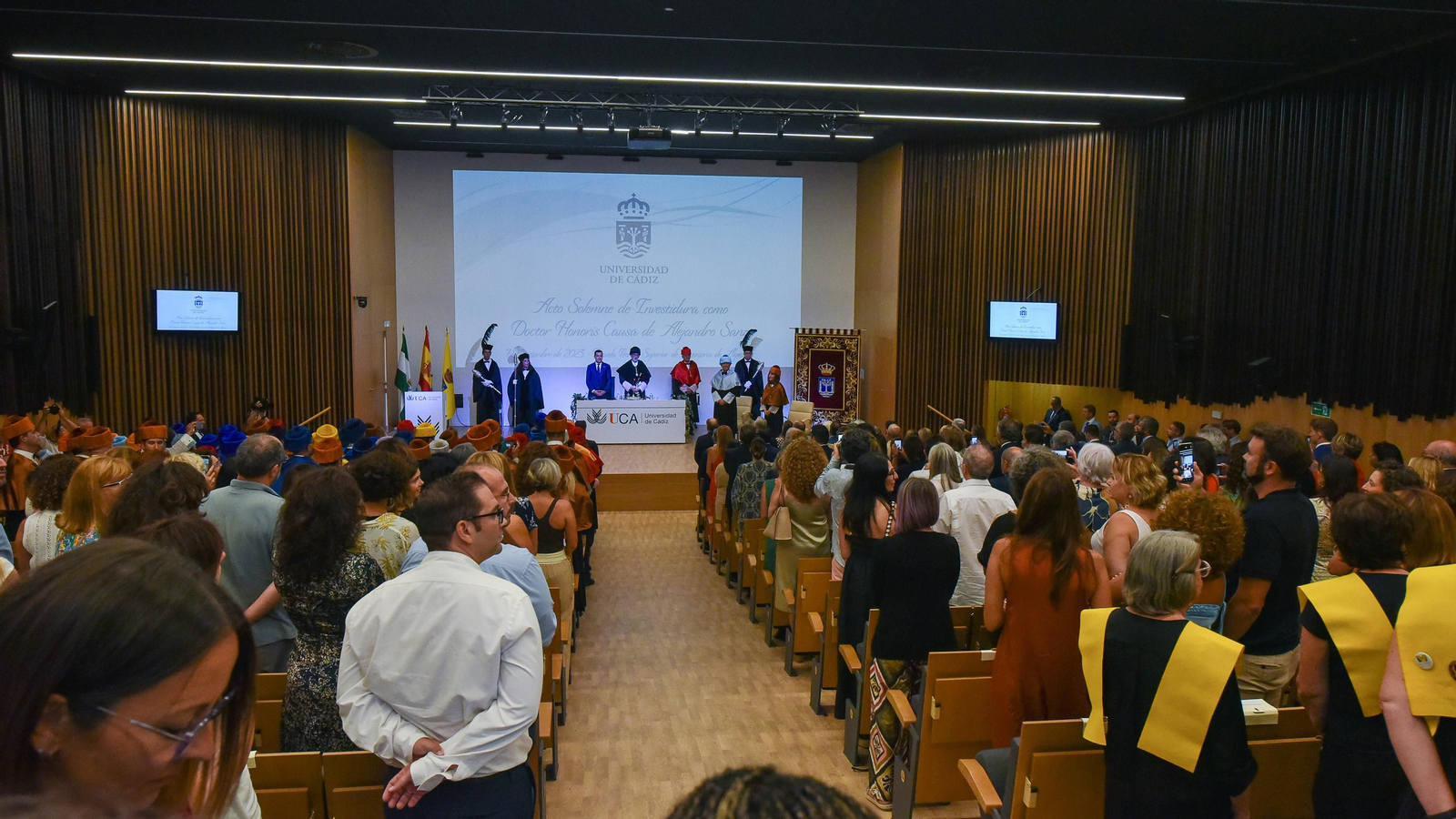 El nombramiento de Alejandro Sanz como Doctor Honoris Causa por la UCA en Algeciras