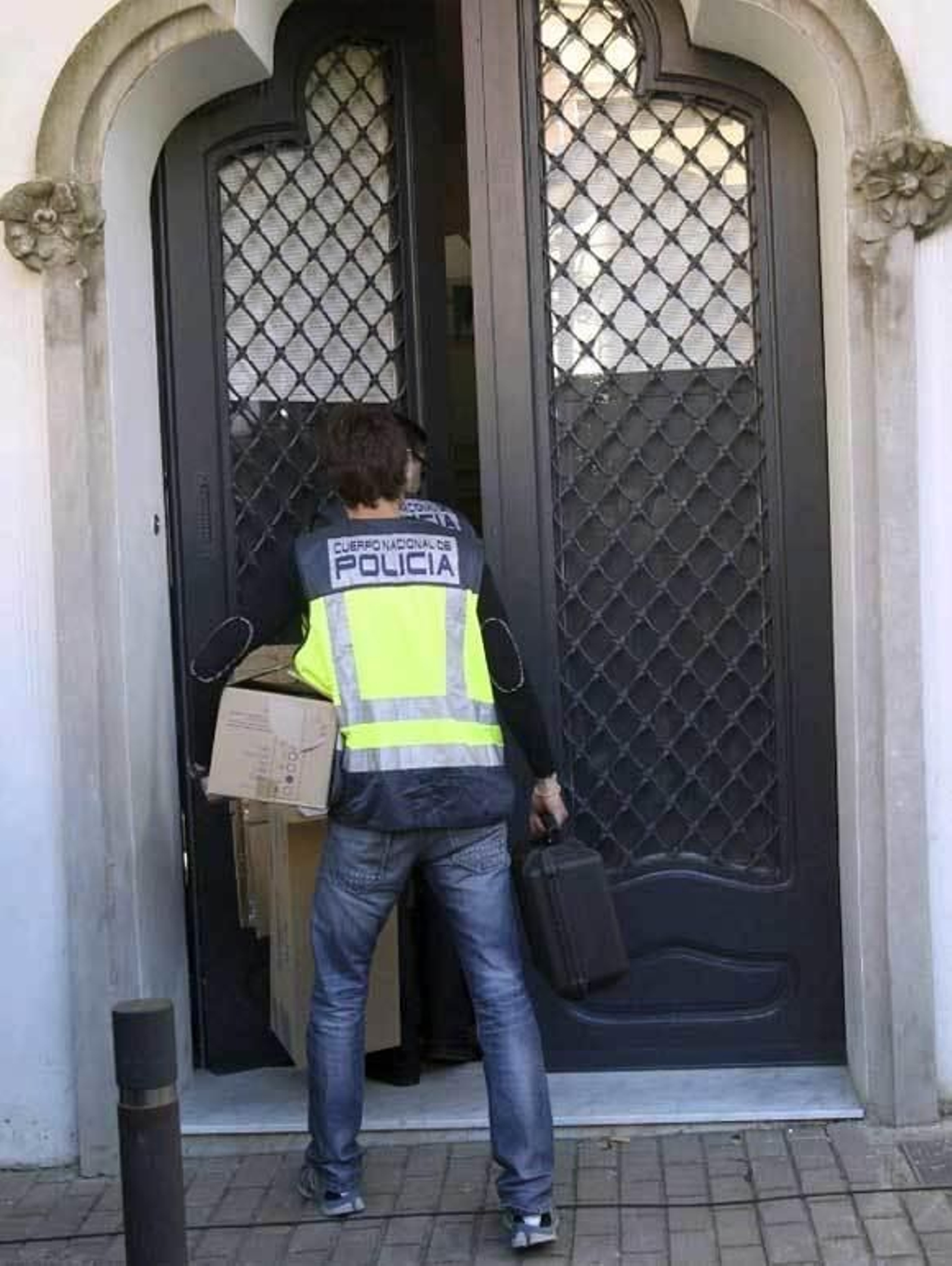 Imputan a Oleguer Pujol tras el registro de su domicilio