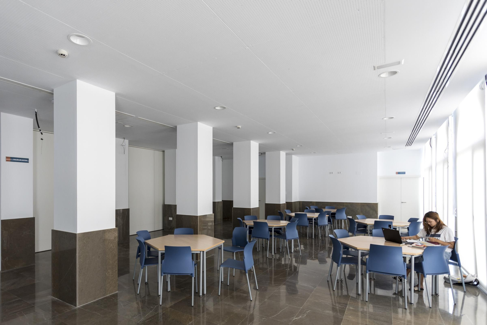 Imágenes del rehabilitado Colegio Mayor