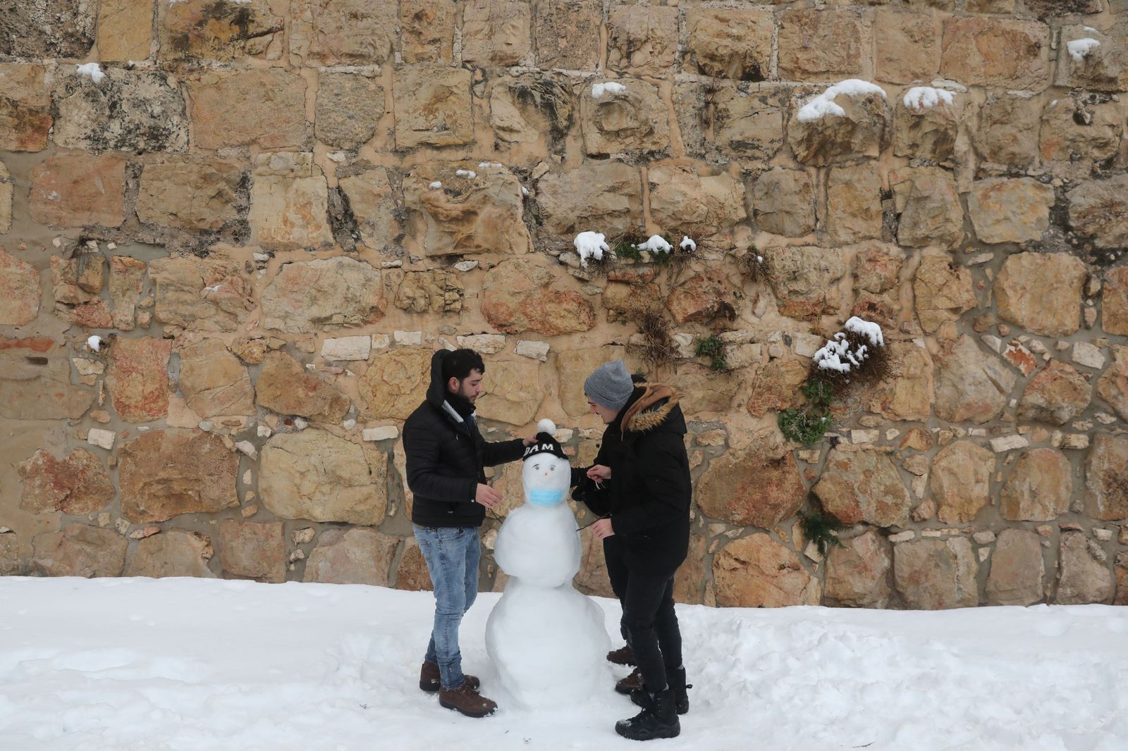 Jerusalén, cubierta de nieve tras el paso del temporal 'Elpida'