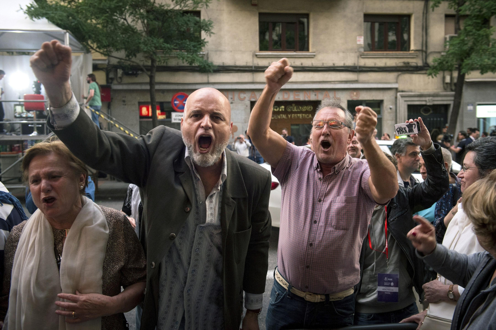 La jornada electoral de la primarias socialistas, en imágenes.