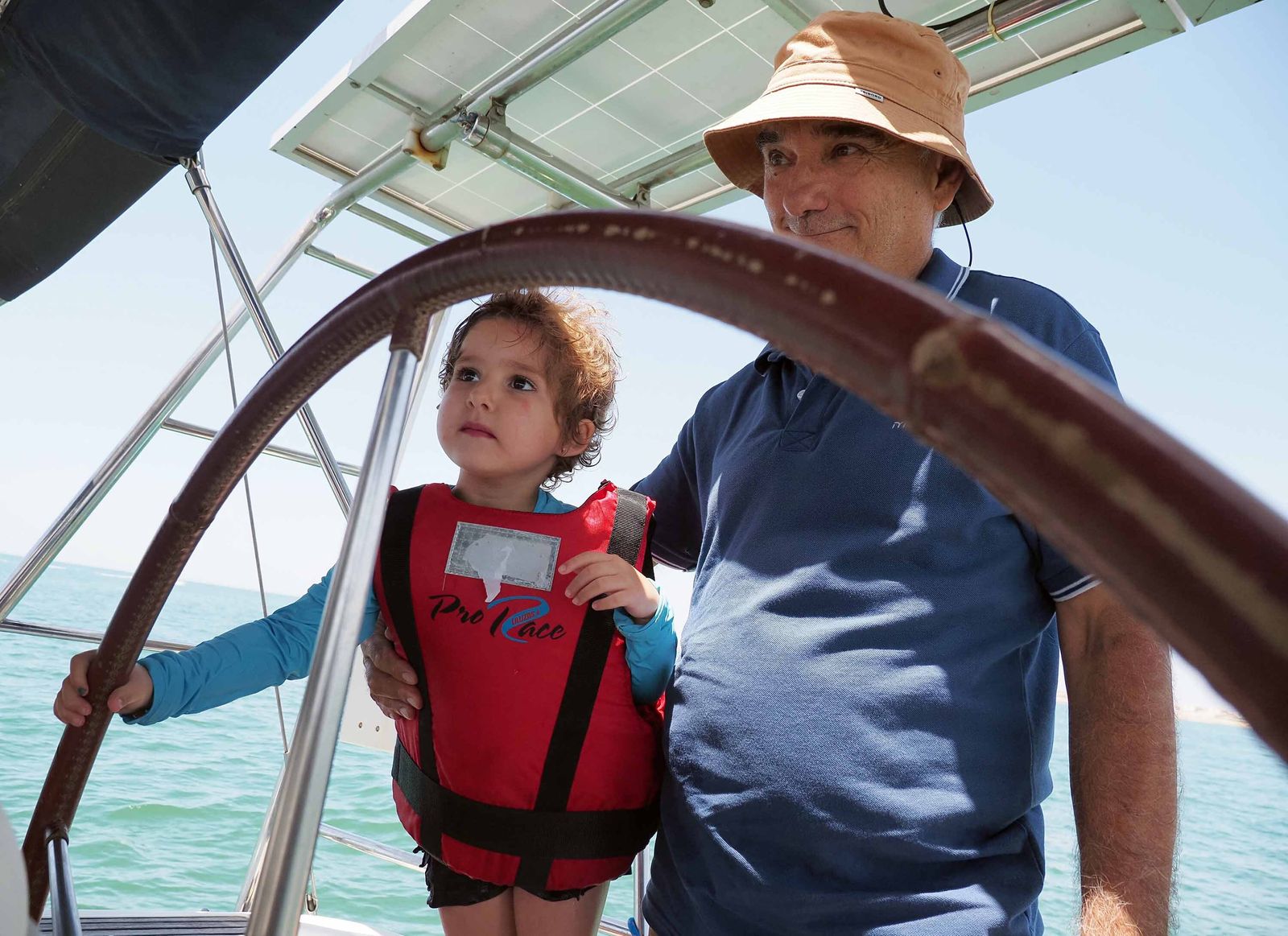 'Navega con Álvaro', la sesión de quimioterapia en Huelva, en imágenes