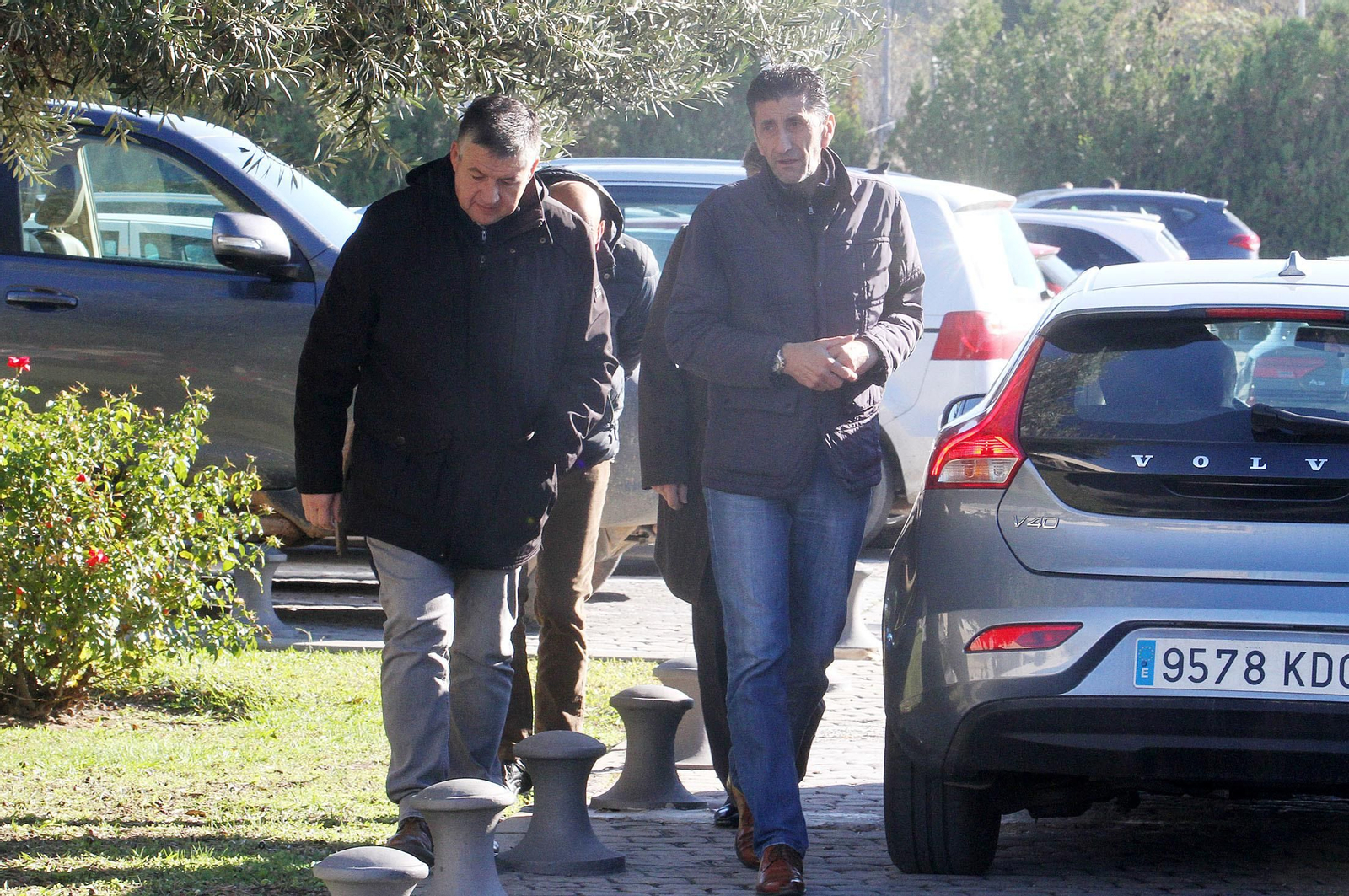 Condolencias a la familia García Palacios durante la mañana en el tanatorio, en imágenes