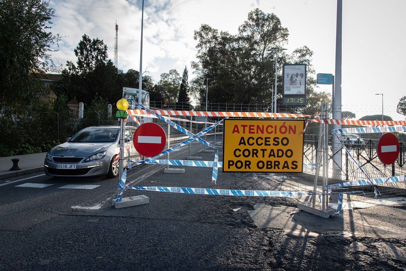 Avenida Manuel Siurot.