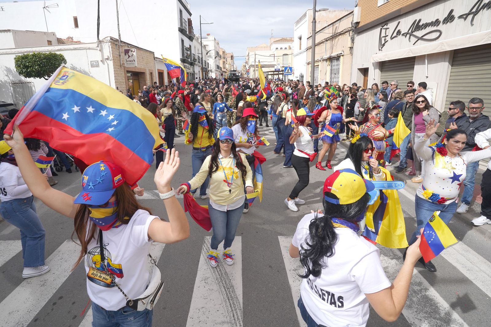 Primer Desfile Mayor de Comparsas