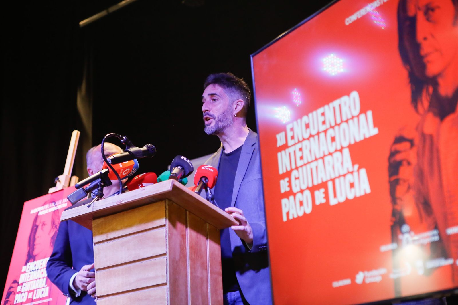 Fotos de la presentación del XII Encuentro Internacional de Guitarra Paco de Lucía