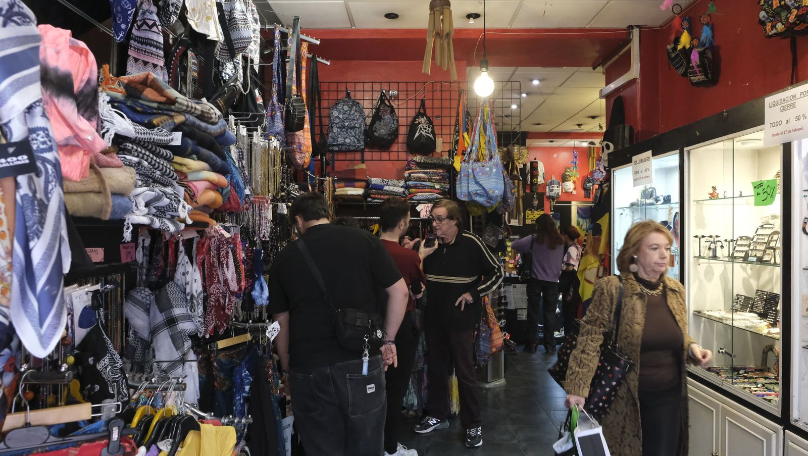 '400 gallinas' echa el cierre tras cerca de tres décadas en Almería, en imágenes